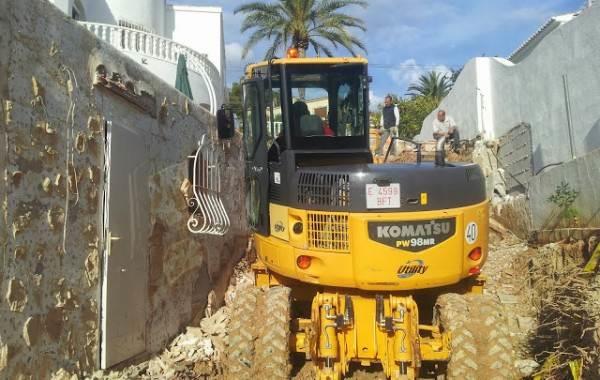 Miniexcavadoras y Contenedores – EN